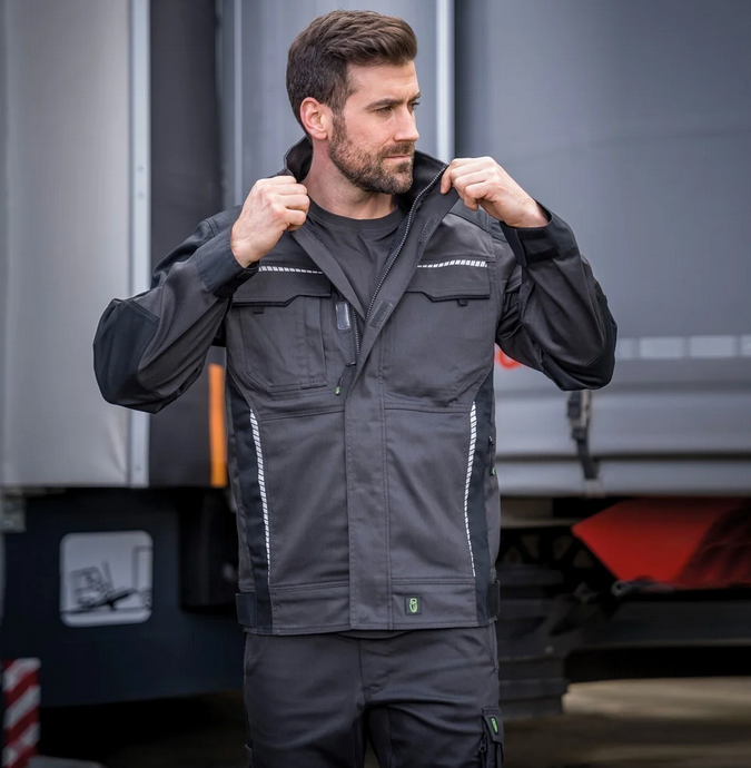 Reißfeste Bundjacke mit Reflektoren