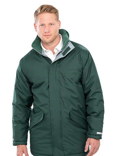 Winterjacke – Robuster Schutz bei kaltem Wetter