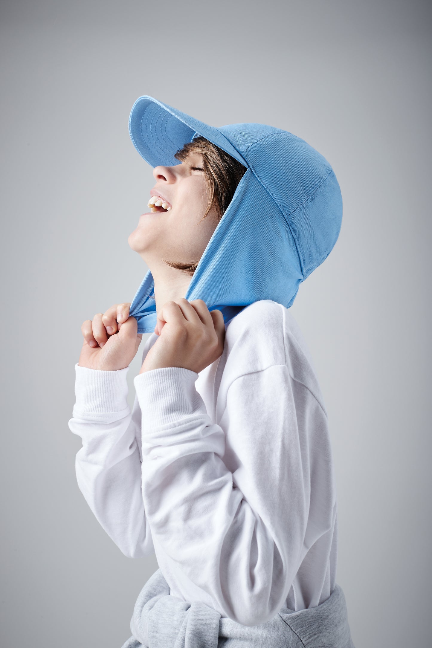 Sport-Cap mit Nacken- und Ohrenschutz