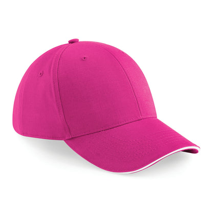 Low Profile Cap mit Kontrastfarben