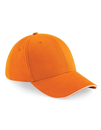 Low Profile Cap mit Kontrastfarben