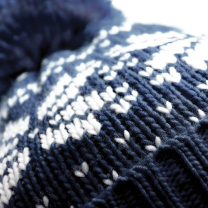 Bommelmütze mit Fair Isle-Strickmuster