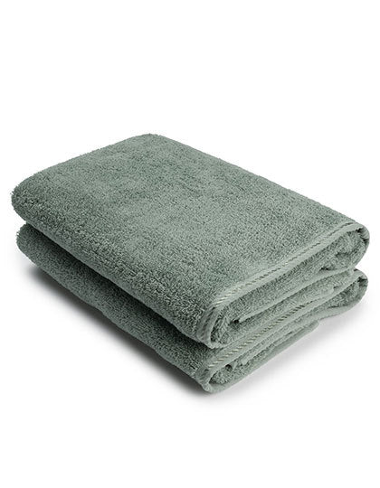Premium Duschtuch 70 × 140 cm AR036 in Old Green – für Firmenlogo individualisierbar